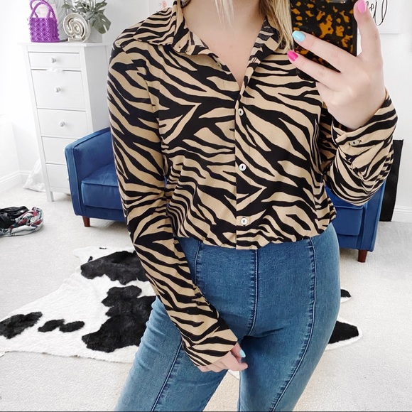 Sweet Rain Tops - Tiger print button up cropped long sleeve blouse